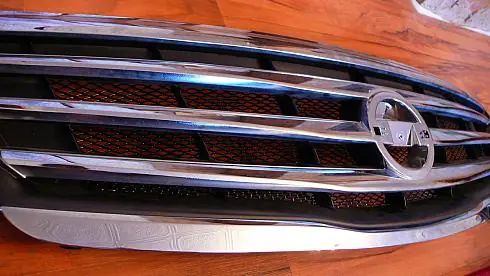 Изображение для статьи: Установка защитной сетки радиатора в Nissan Teana