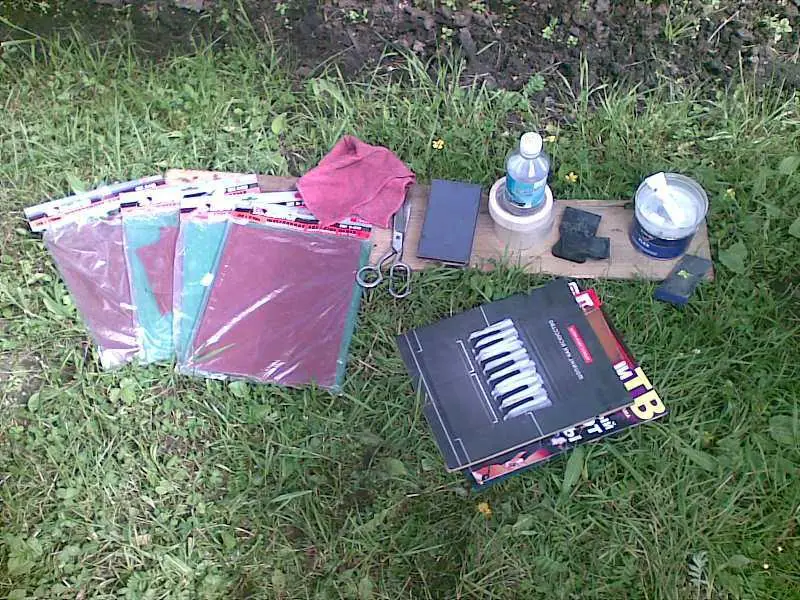Изображение для статьи: Ремонт заднего бампера Hyundai Accent от сколов и царапин