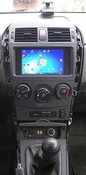 Изображение для статьи: Установка компьютера в Toyota Corolla E150