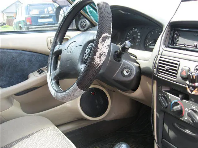 Изображение для статьи: Изготовление подиумов и установка динамиков в Toyota Corolla E11