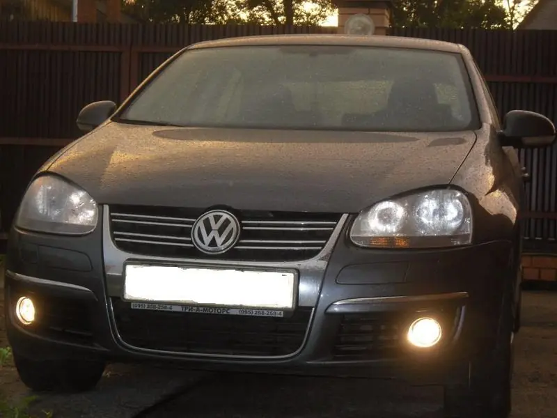 Изображение для статьи: Установка противотуманных фар на Volkswagen Jetta V