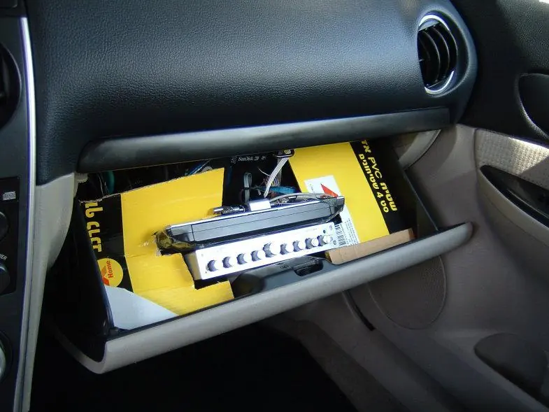 Изображение для статьи: Установка компьютера на основе Gigabyte M912M в Mazda 6