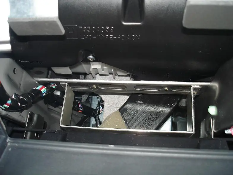 Изображение для статьи: Установка компьютера на основе mini-ITX в Mitsubishi Lancer X