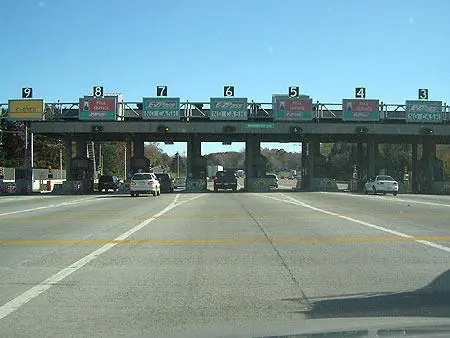 Изображение для статьи: США - EZ-Pass, дороги по стране, цены на проезд
