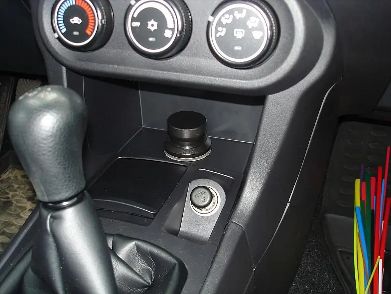 Изображение для статьи: Установка компьютера на основе mini-ITX в Mitsubishi Lancer X