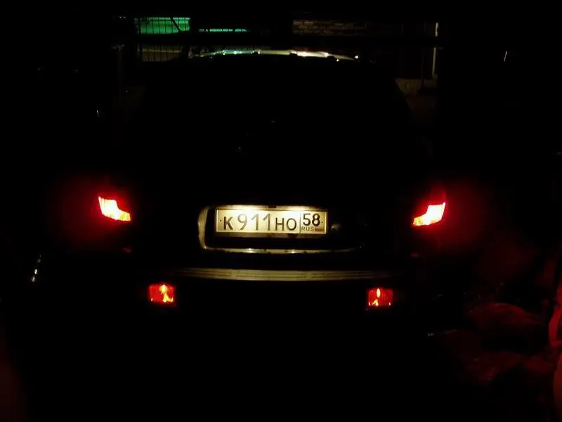 Изображение для статьи: Делаем габариты из фонарей в бампере Hyundai Santa Fe