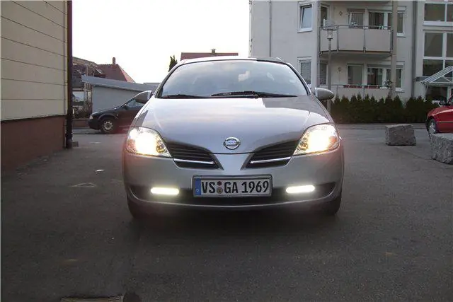Изображение для статьи: Дневные ходовые огни на Nissan Primera