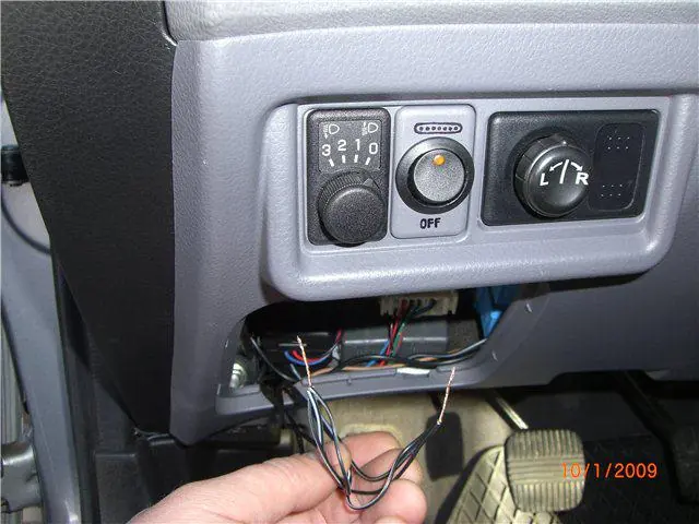 Изображение для статьи: Дневные ходовые огни на Nissan Primera
