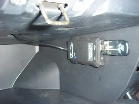 Изображение для статьи: Входы USB и AUX в Nissan Qashqai