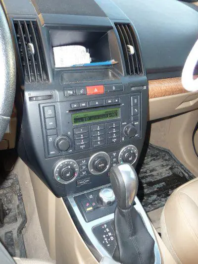 Изображение для статьи: Первые 2 месяца управления внедорожником Land Rover freelander 2