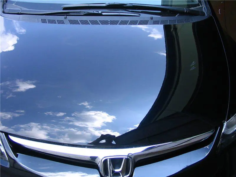 Изображение для статьи: Полировка автомобиля Honda Civic черного цвета