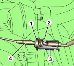 Крепление троса акселератора на автомобилях с шестицилиндровыми двигателями