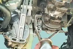 Снятие и установка масляного насоса