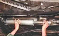 Замена дополнительного глушителя