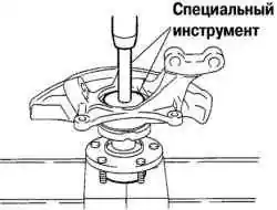 Установка ступицы переднего колеса
