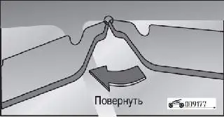 Установка противосолнечного козырька при ярком свете сбоку