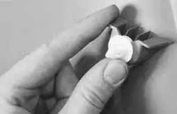 Снятие и установка обивки задней двери