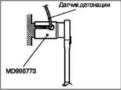Снятие и установка датчика детонации