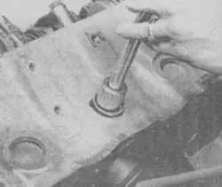 13.6 Запрессовка заглушки